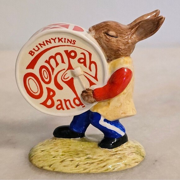 Royal Doulton Bunnykins Figure Oompah Band Drummer Bunnykin Figurine DB26 1984 - Picture 8 of 8